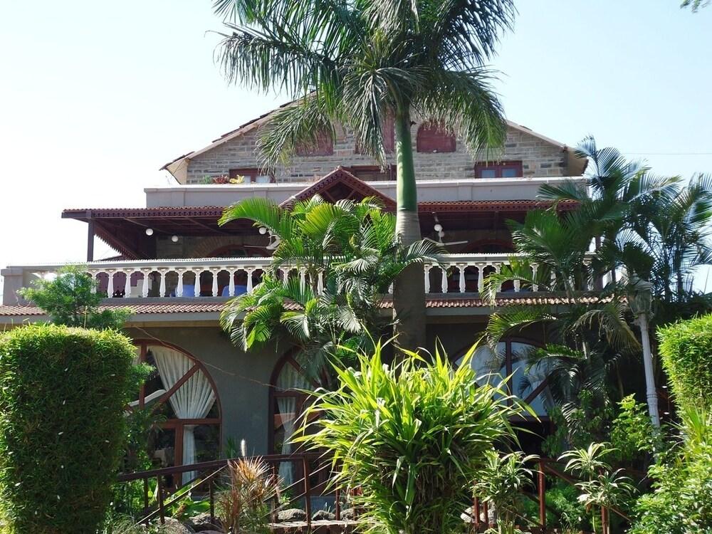 Cama Rajputana Club Resort Mount Abu Eksteriør bilde
