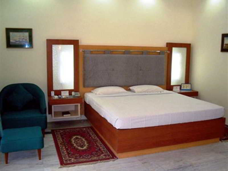Cama Rajputana Club Resort Mount Abu Eksteriør bilde